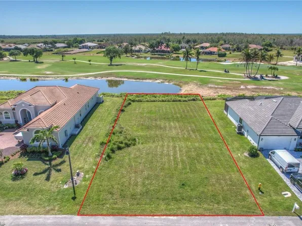 18024 Greenwood DR, NAPLES, FL 34114