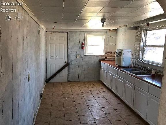 3rd image of 1434 County Road 268