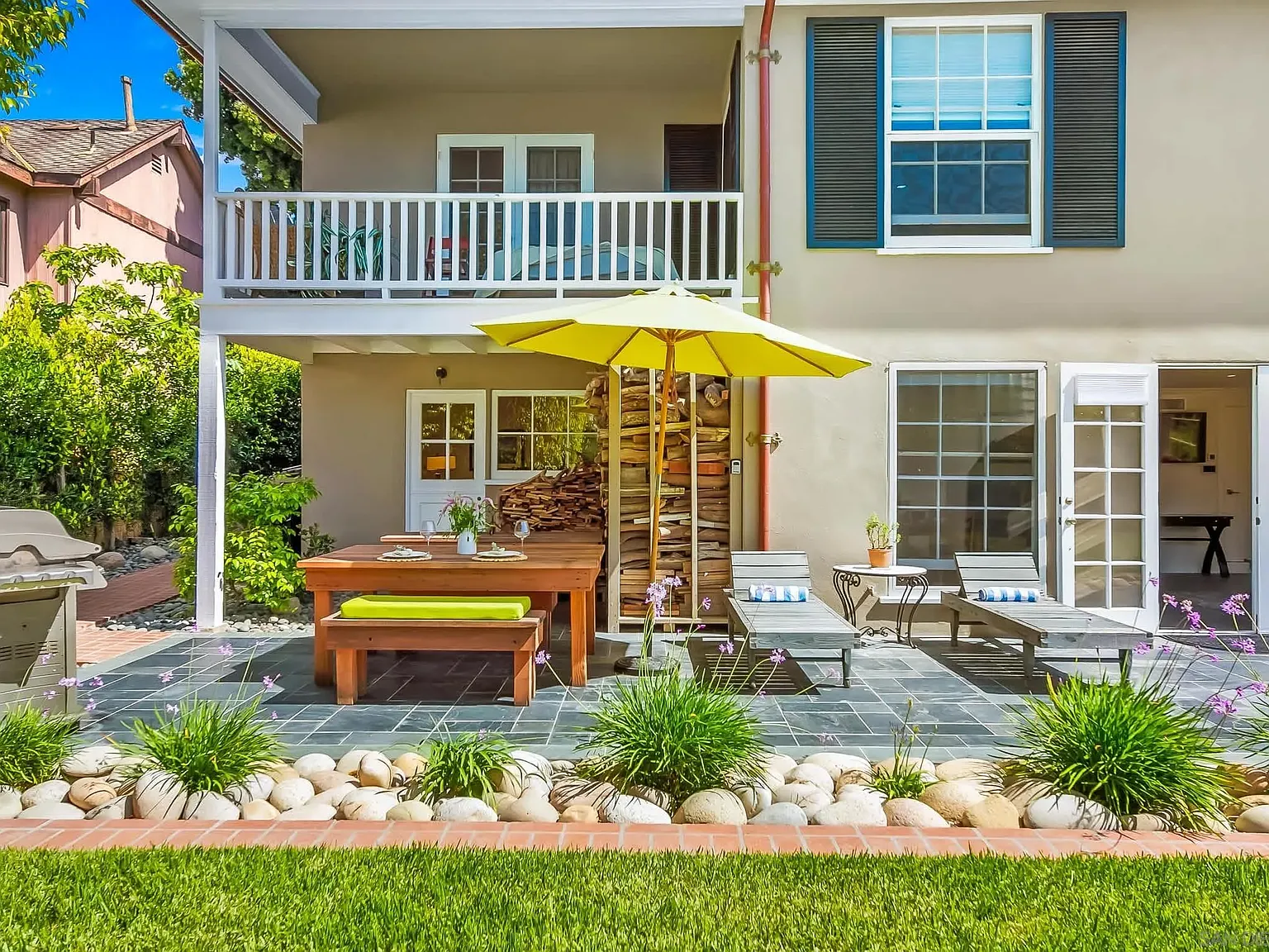 1 bed, 1.0 bath, 900 sqft, $5,400 — Photo 4