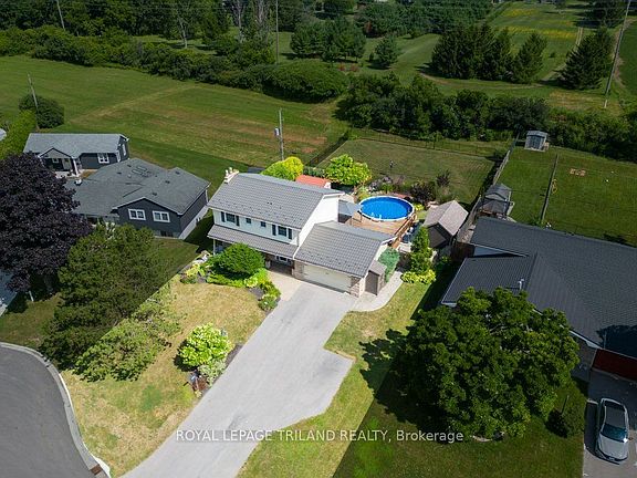 2nd image of 10201 Lynhurst Park Dr