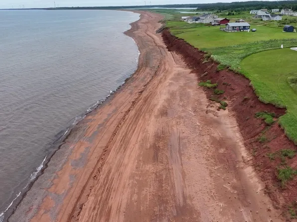 22 Pebble Beach Ave, North Parish, PE C0B 2B0