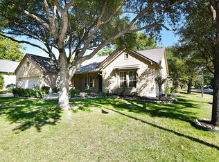 108 High Trail Dr, Georgetown, TX 78633