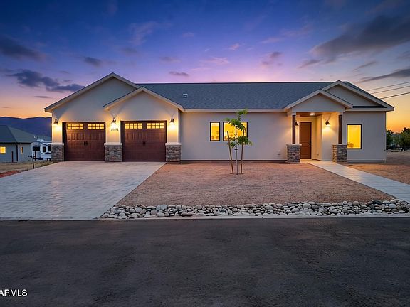 2nd image of 3086 S PRINCESS Lane
