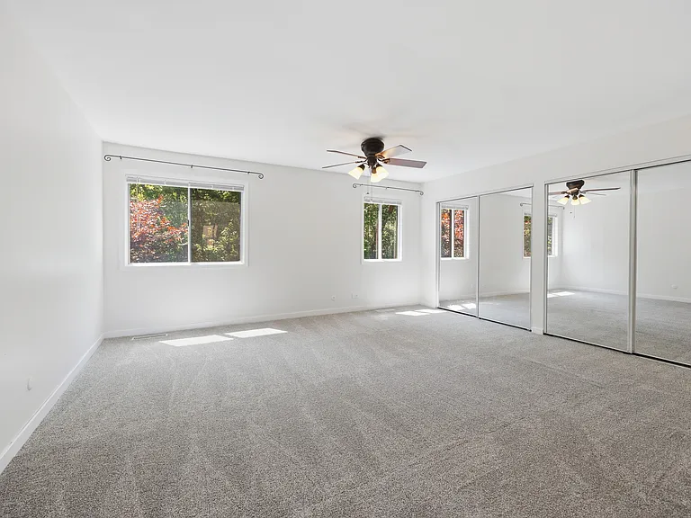 1542 Anderson Ln — Photo 20