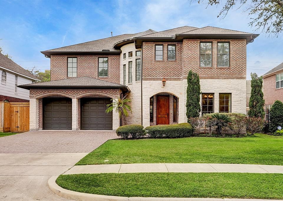 1st image of 830 Jaquet Dr