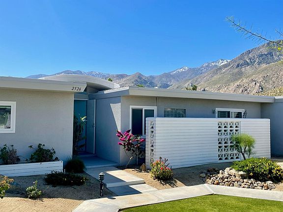 4th image of 2526 S Sierra Madre