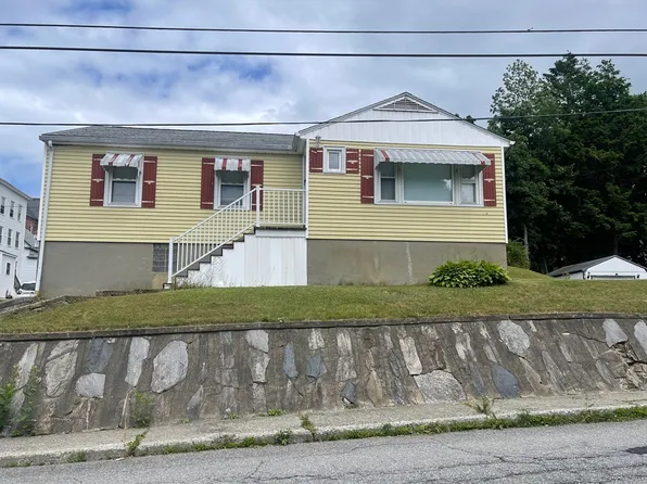 12 Moran St, Gardner, MA 01440