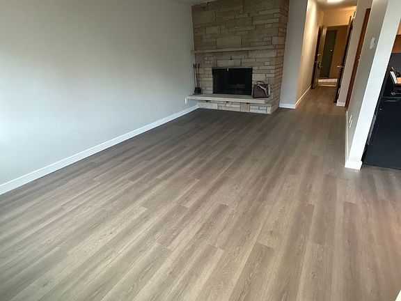 2nd image of 5233 15th Ave NE APT 406