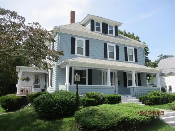 18 Standish Ave, Plymouth, MA 02360