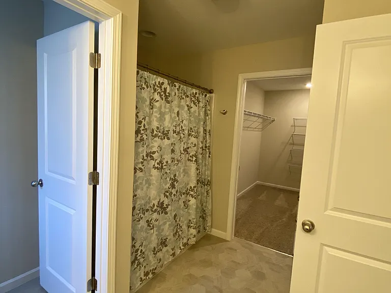 1116 Cloud View Dr — Photo 9