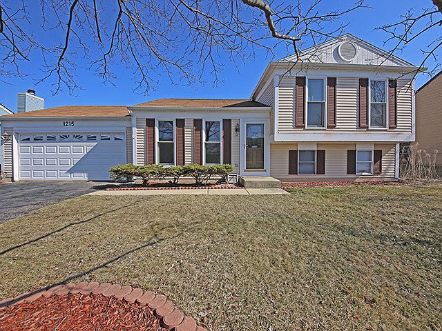1st image of 1215 Evergreen Dr