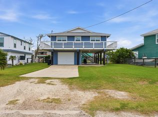 3 Scallop Dr, Rockport, TX 78382