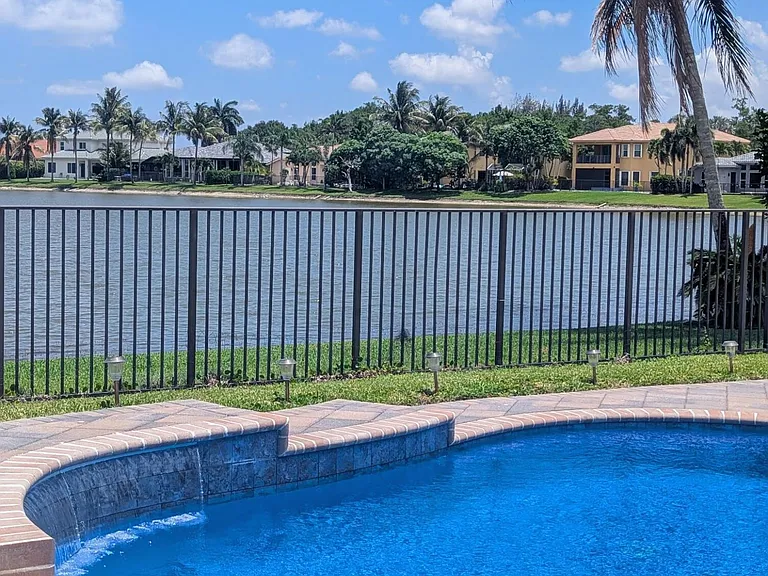 10640 Oak Meadow Ln — Photo 11