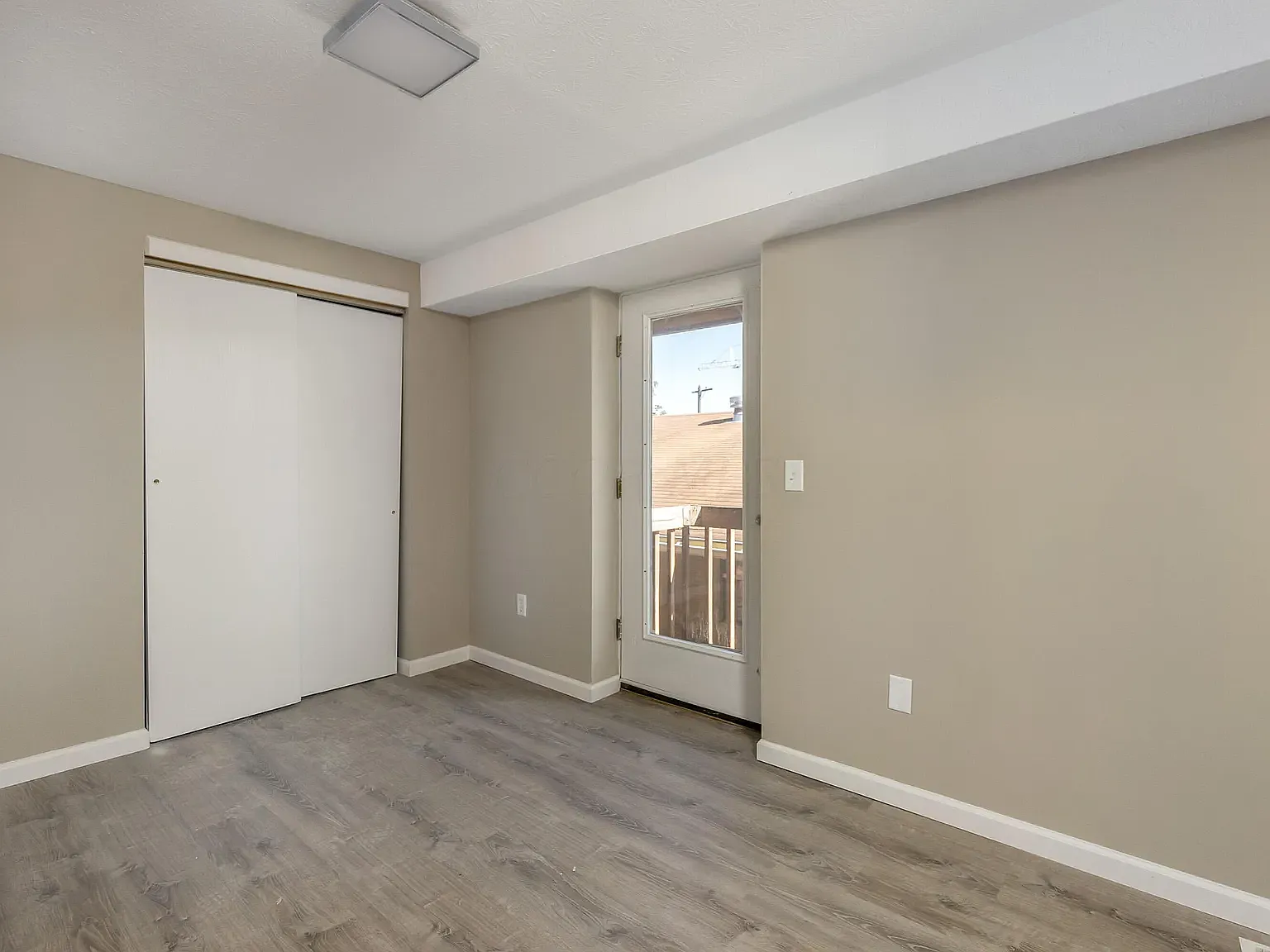 5 bed, 1564 sqft, $2,500 — Photo 3
