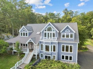 4 Soluri Ln, Tomkins Cove, NY