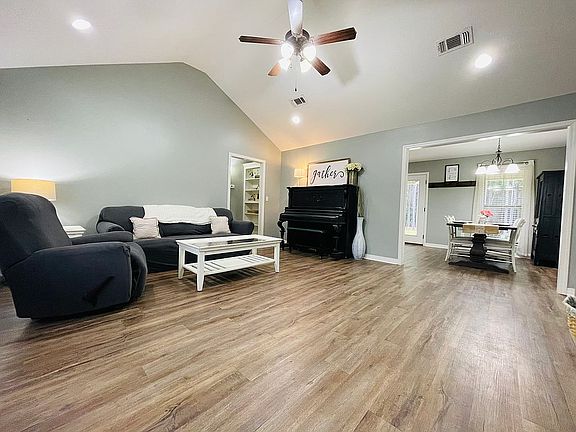 2nd image of 38 Pear Orchard Dr