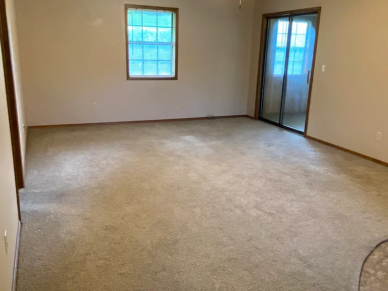 402 S Main St #4A — Photo 7