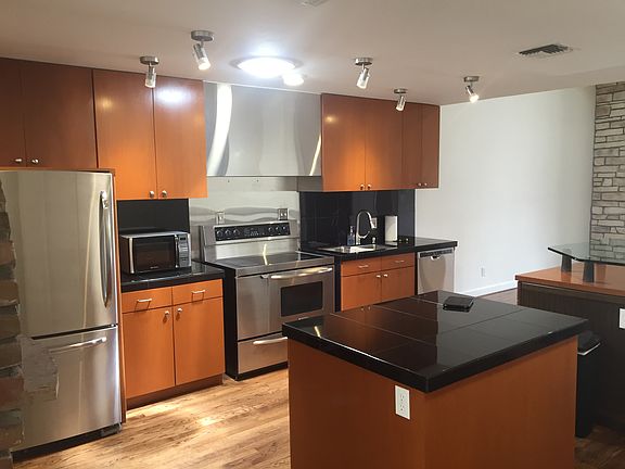 4th image of 3800 E Lincoln Dr Unit 37