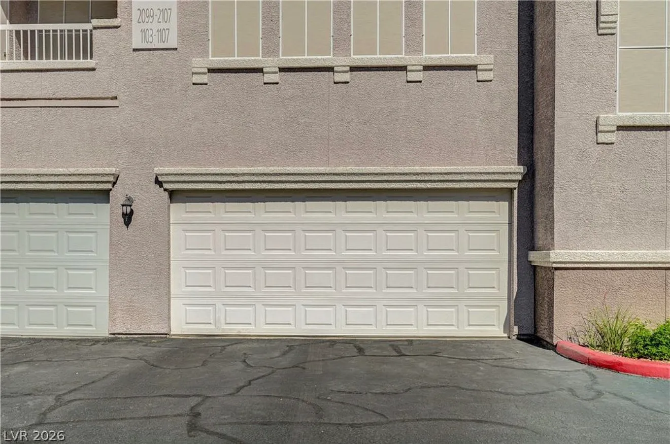 2 bed, 1190 sqft, $1,850 — Photo 3