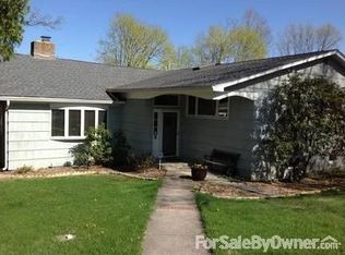 5 Paulding Ln, Crompond, NY 10517