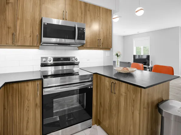 307 Fanshawe Park Rd E, London, ON