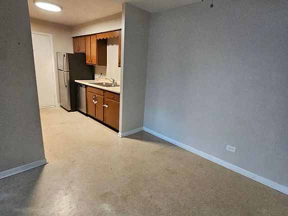5th image of 317 & 320 N Harvard Ave #317-2B