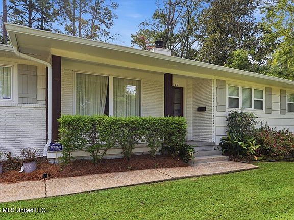 4th image of 134 Chippewa Cir
