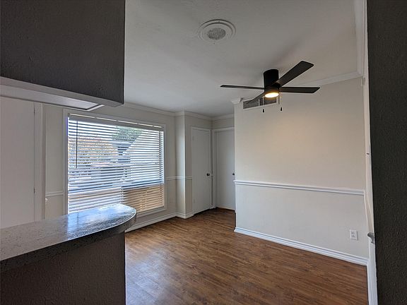 4th image of 918 Heights Blvd APT 18