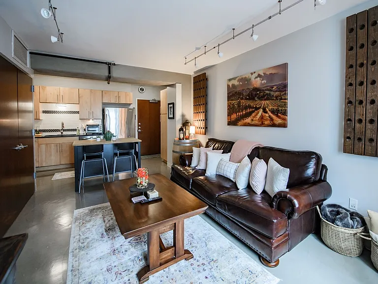 800 Brazos St #711 — Photo 19