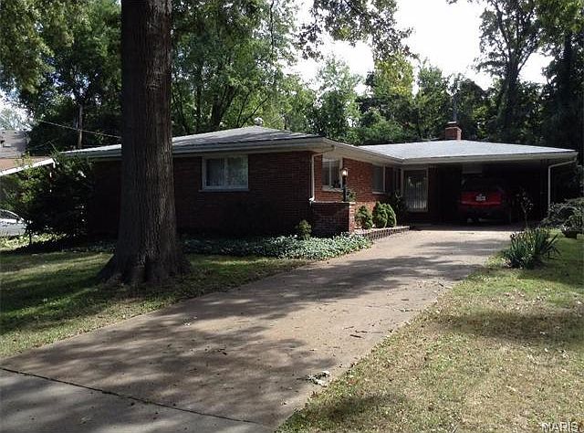 1st image of 70 Gocke Pl