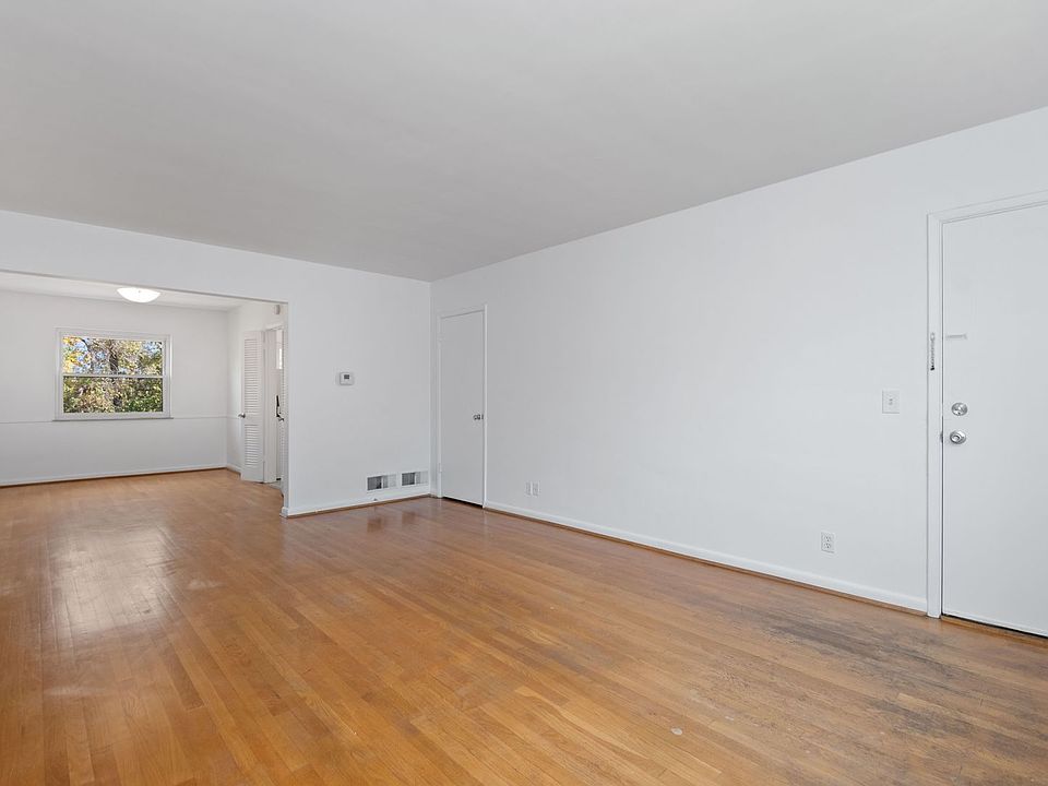 1st image of 3832 Ault Park Ave APT 2