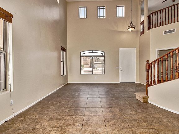 5th image of 2807 W Cottonwood Ln