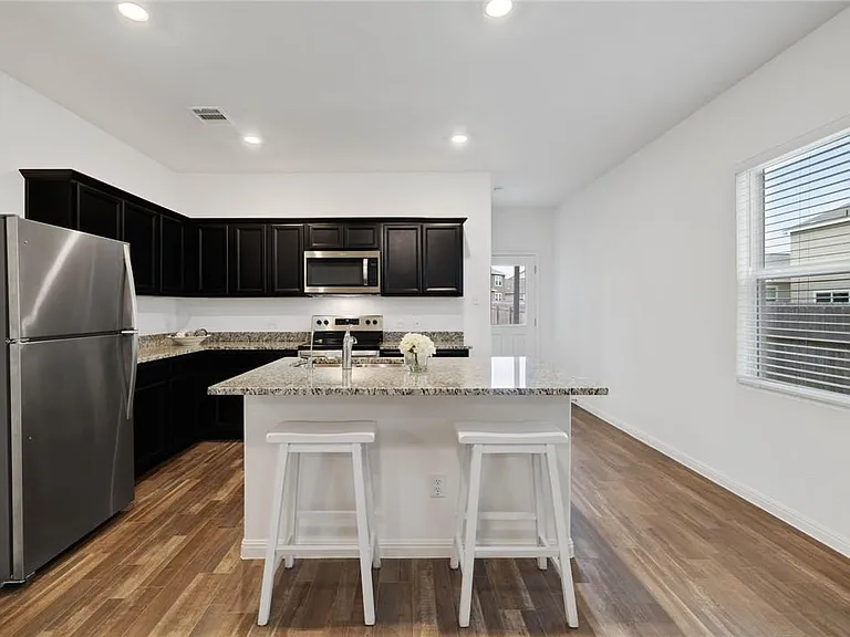 329 Flower Smith Ln #20-B — Photo 9