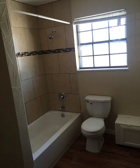 608 Charles Ave — Photo 10