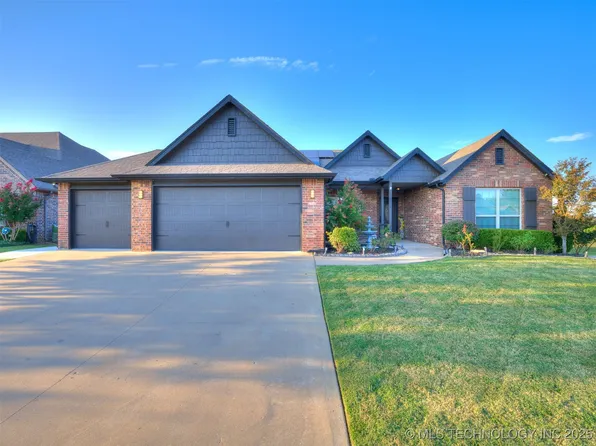 1634 E Washington Pl, Broken Arrow, OK 74012