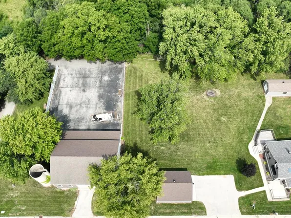 N120W16110 Freistadt ROAD, Germantown, WI 53022