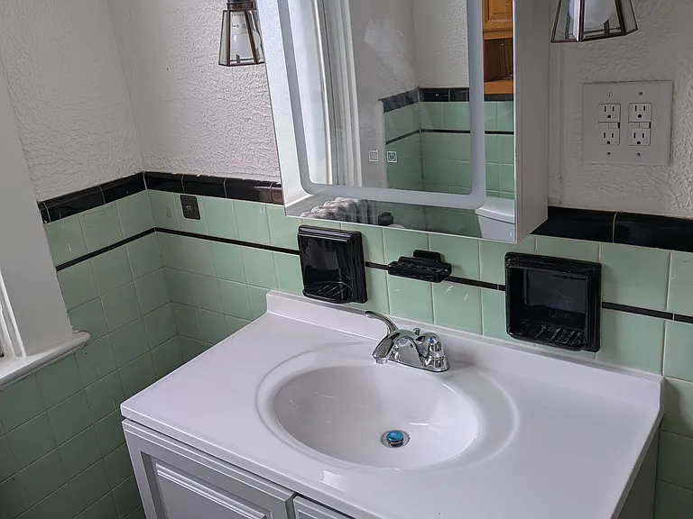 206 W Prospect Ave #1 — Photo 8