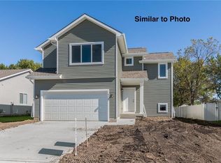 9088 Primo Ln, West Des Moines, IA 50266
