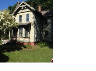 31 Cottage St, Unionville, CT 06085