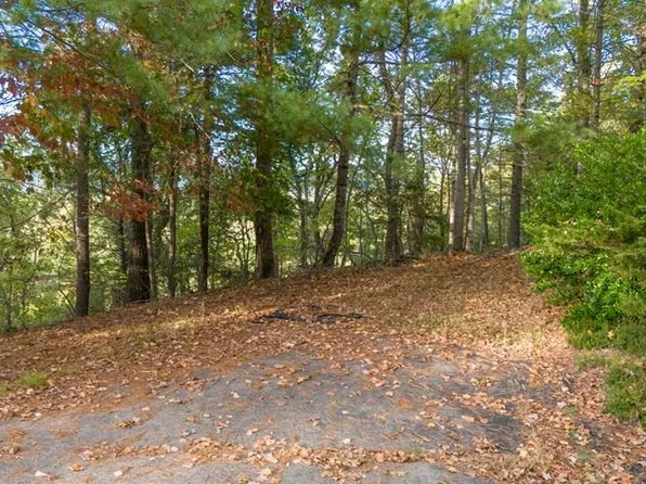 Winding Way Dr, Pulaski, VA 24301