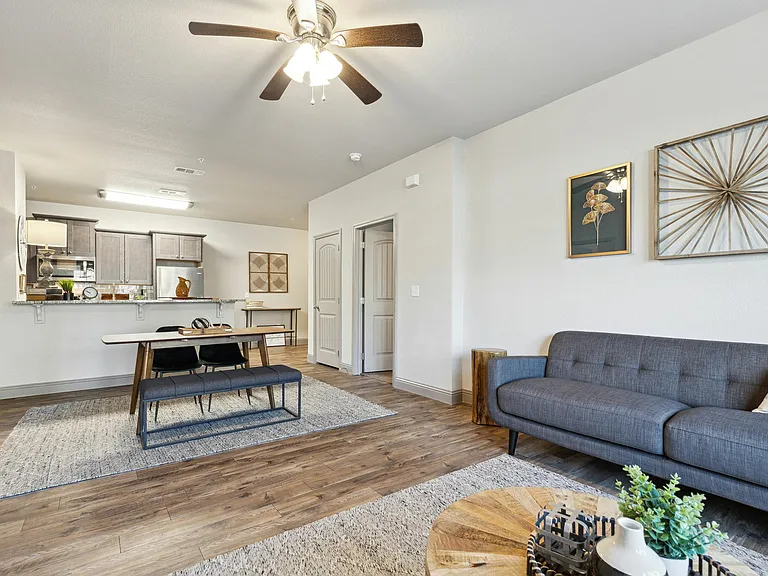 Kitchen & Dining Room