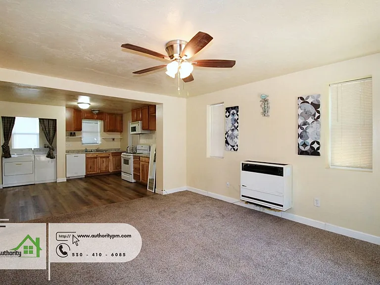 2391 Placer St #A — Photo 8