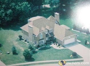 48 Hyde Park Dr, Morton, IL 61550