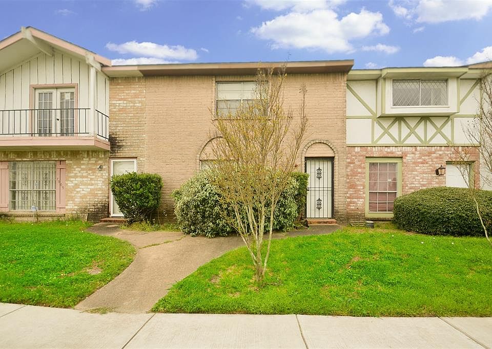 1st image of 7007 Chasewood Dr
