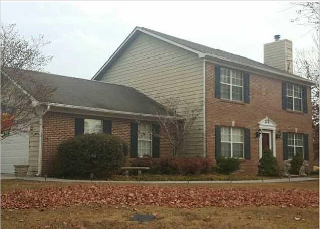 1st image of 1533 Pheasants Glen Dr