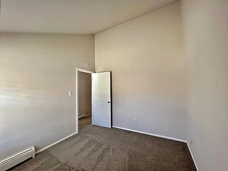 4319 N Carefree Cir — Photo 31