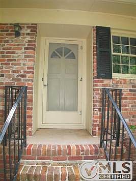 5th image of 2302 Delgado Dr