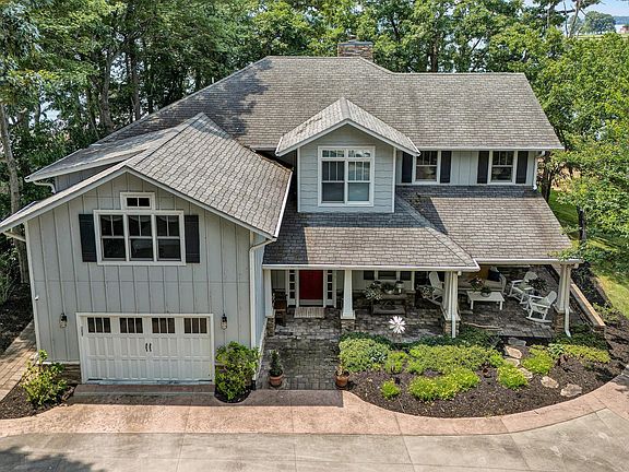 3rd image of 103 Bluebird Ct