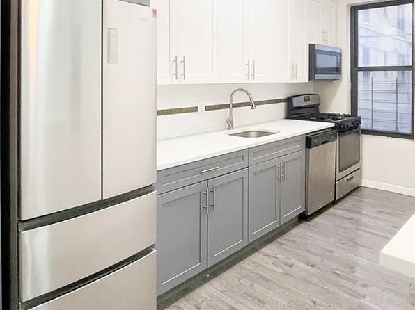 377 Montgomery Street image 1 of 11