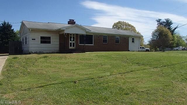 1st image of 569 Linville Rd